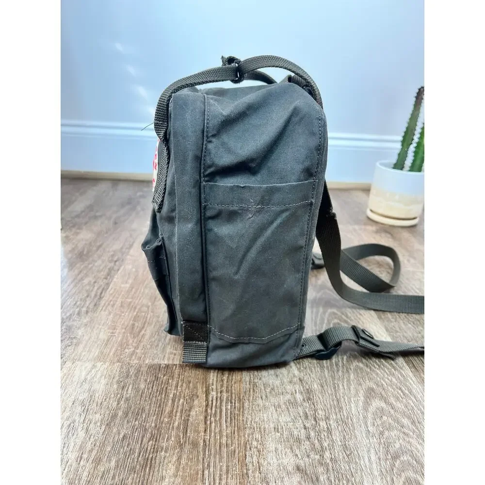 Fjallraven Kanken Backpack Gray